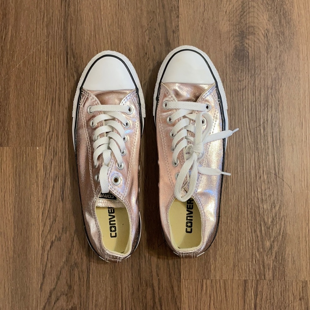 Converse All-Star metallic pink.